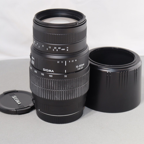 Sigma 300mm 0 5 6 - sigma, f/4.0-5.6