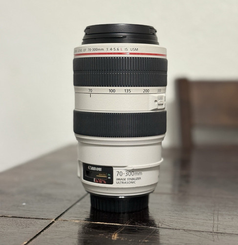 Canon 300mm 5 6l is - canon, ef